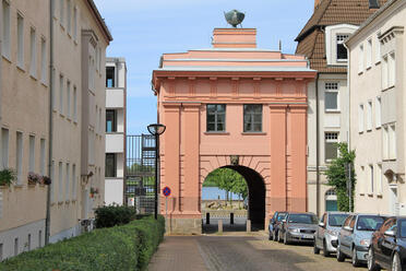 Rostocker Stadttor: Mönchentor von der Stadtseite