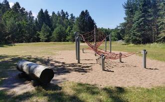 Entdeckerpfad "Biologische Vielfalt" - Station 1 - Kletternetz