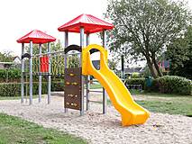 Spielplatz Fliederweg Rövershagen - Klettertürme