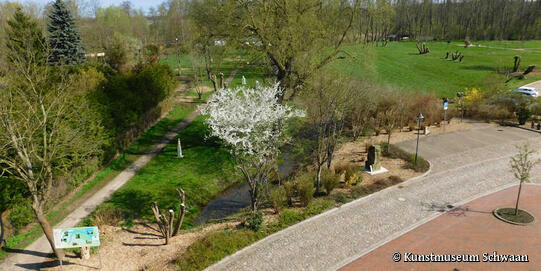 Kunstmuseum Schwaan - Park hinter dem Museum