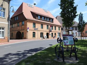 Künstlerpfad 1 - Kunstmuseum, ehemalige Wassermühle