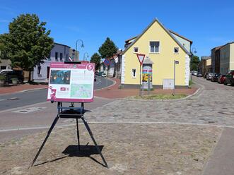 Künstlerpfad 1 - Laternenkinder