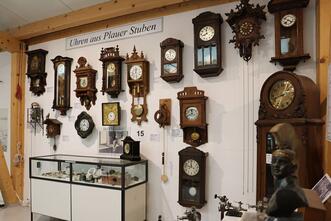 Burgmuseum Plau Am See - Ausstellung Uhren