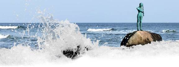 Insel Rügen: Sellin Bronzeskulptur Kaysa