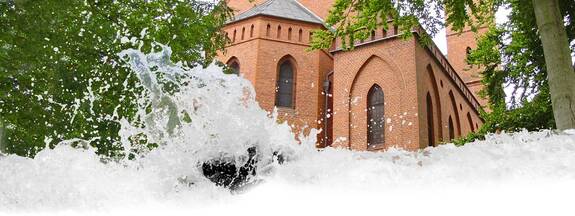 Insel Usedom / Heringsdorf: Kirche im Walde