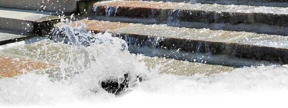 Rostock: Wasserlauf Schnickmannstraße