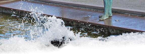 Rostock-Warnemünde: Brunnen im Kurhausgarten