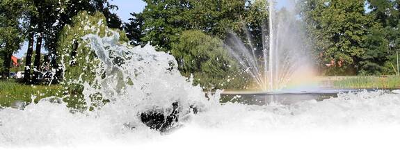 Rostock: Fontäne Schwanenteich